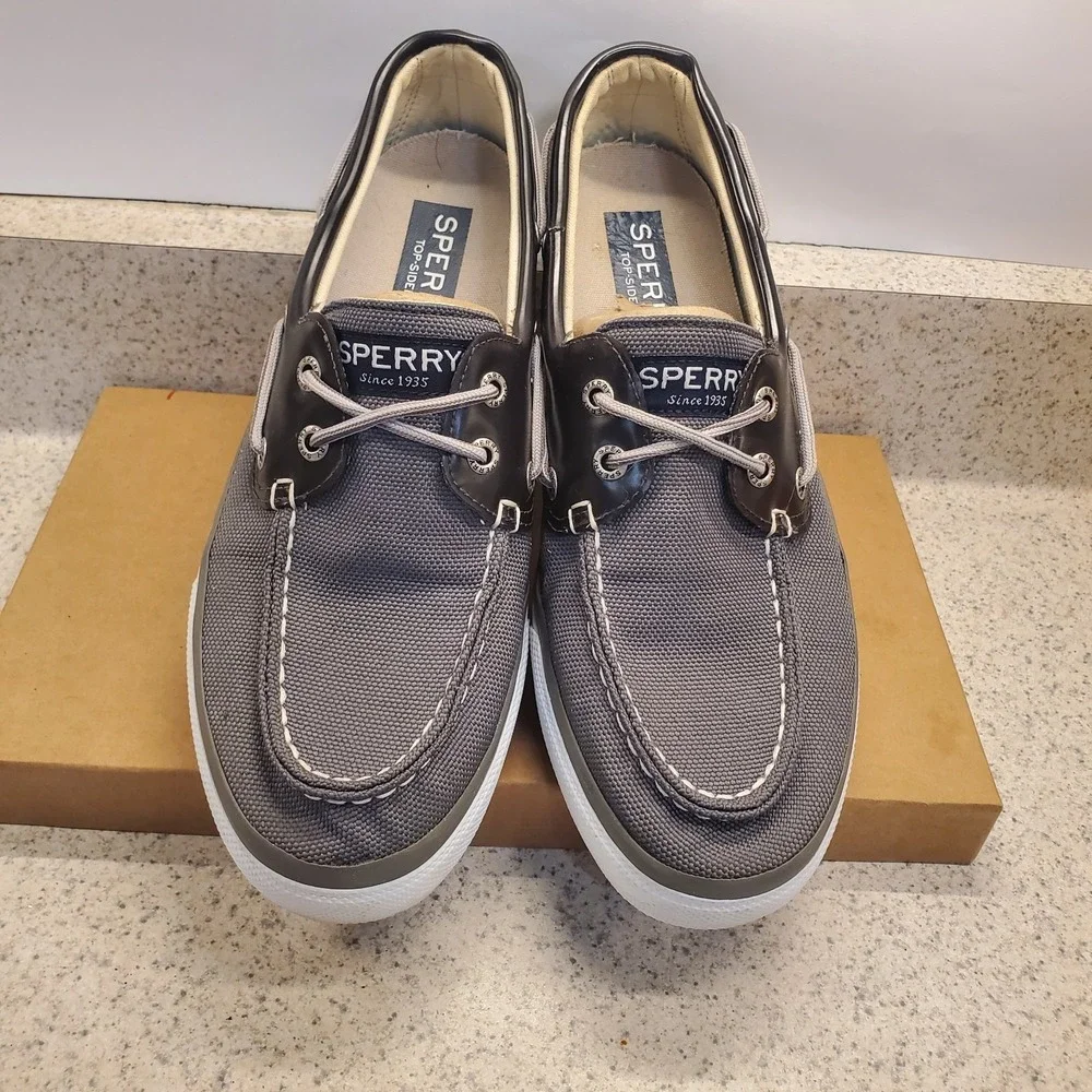 Men's Sperry Halyard Gray Canvas 2-Eye Cross Lace  Boat Shoe Size 9.5 Top Siders